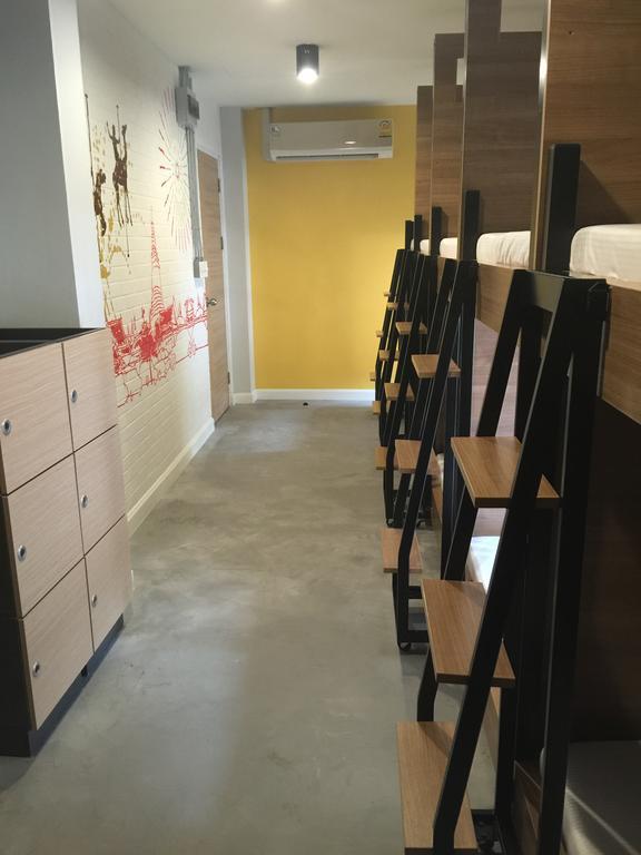 בנגקוק Bed@Town Hostel חדר תמונה