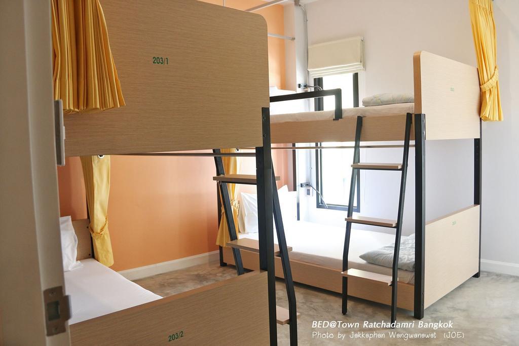 בנגקוק Bed@Town Hostel מראה חיצוני תמונה